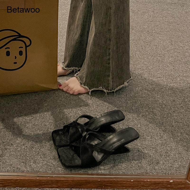 Sandalias de tacón de bloque c - Sandals reseña y precio
